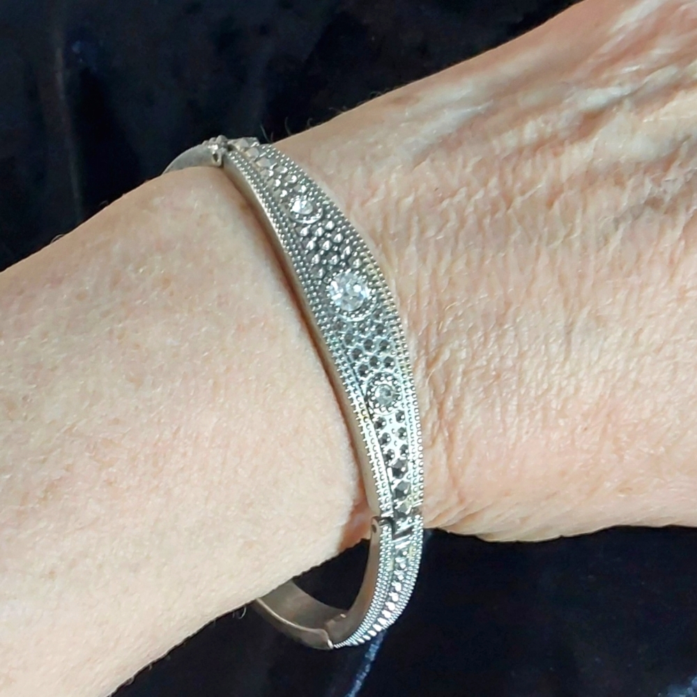 VINTAGE 5 BAR 3 STONE RHINESTONE